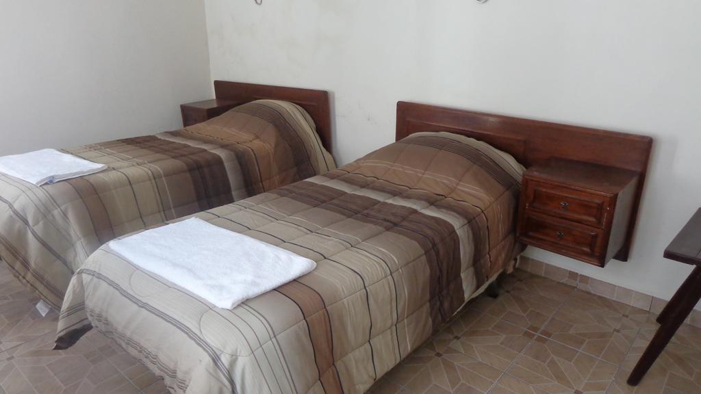 Casa Solariega Hostal B&Bスクレ 部屋 写真