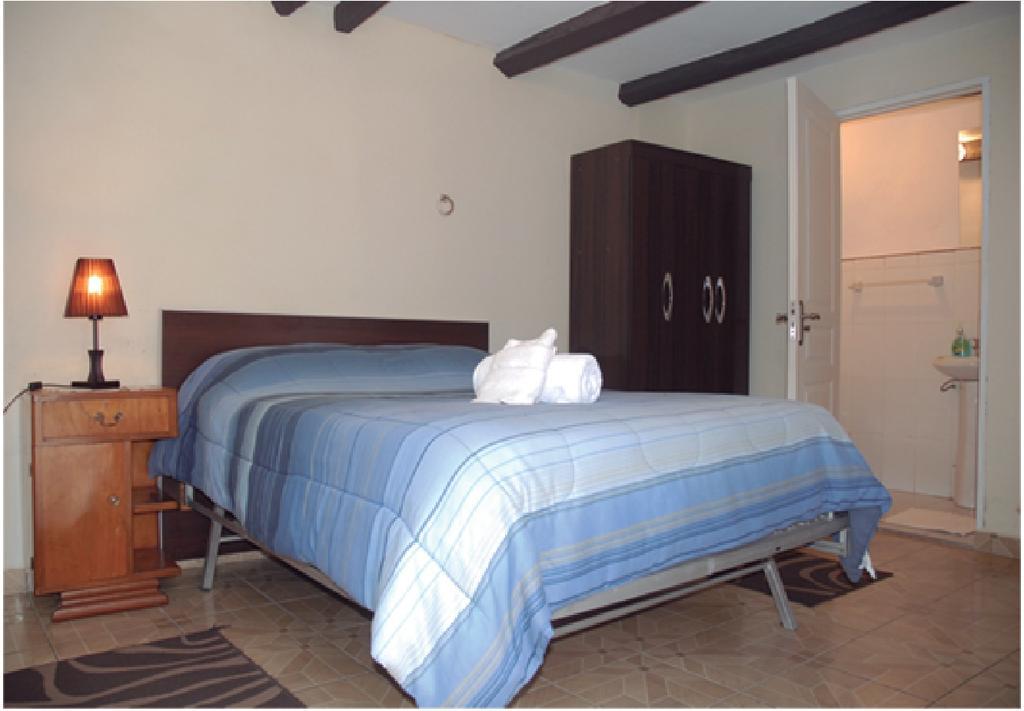 Casa Solariega Hostal B&Bスクレ エクステリア 写真